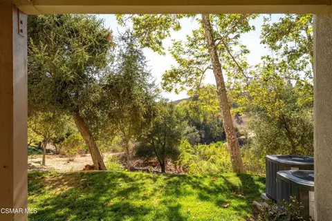 5744 Oak Bend Ln #108, Oak Park, CA 91377