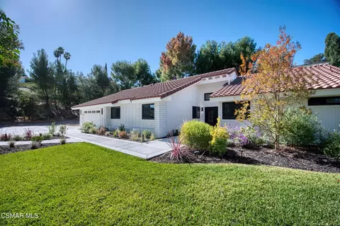 674 Lautrec Ct, Thousand Oaks, CA 91360