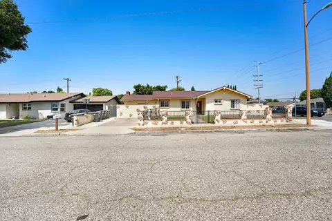 2391 Heather St, Simi Valley, CA 93065