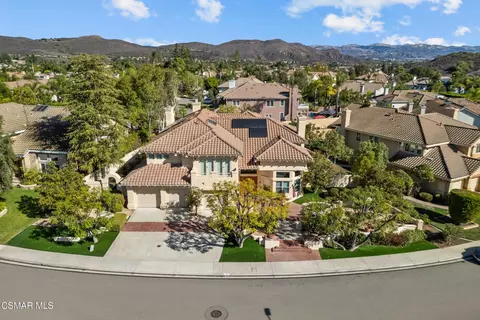 12 Golden Glen Dr, Simi Valley, CA 93065
