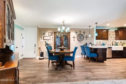 Dining - 3101 Peninsula Rd #101, Oxnard, CA 93035 photo 1 of 3