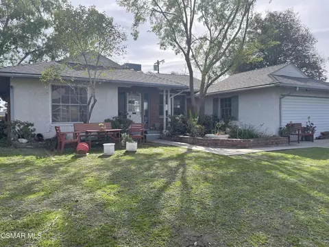 16712 Tribune St, Granada Hills, CA 91344