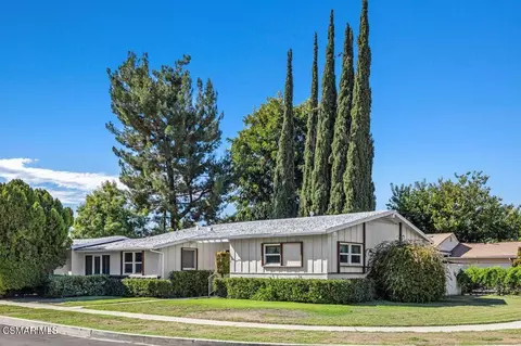 20202 Schoolcraft St, Winnetka, CA 91306