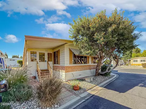 6480 Katherine St #109, Simi Valley, CA 93063