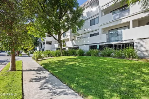 17735 Kinzie St #315, Northridge, CA 91325
