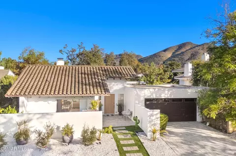 4516 Knightsgate Rd, Westlake Village, CA 91361