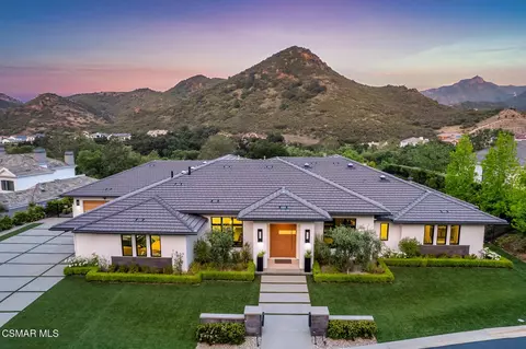2786 Queens Garden Dr, Thousand Oaks, CA 91361