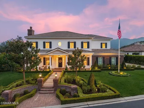 112 Hampstead Ct, Westlake Village, CA 91361