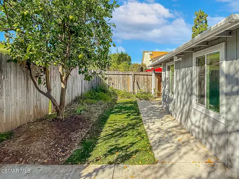 Exterior - 2098 Covington Ave, Simi Valley, CA 93065 photo 6 of 18