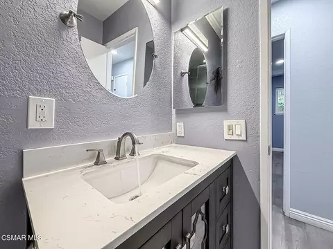 Bath - 2098 Covington Ave, Simi Valley, CA 93065 photo 2 of 9