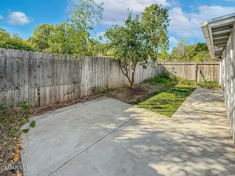 Exterior - 2098 Covington Ave, Simi Valley, CA 93065 photo 3 of 18