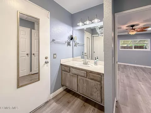 Bath - 2098 Covington Ave, Simi Valley, CA 93065 photo 5 of 9