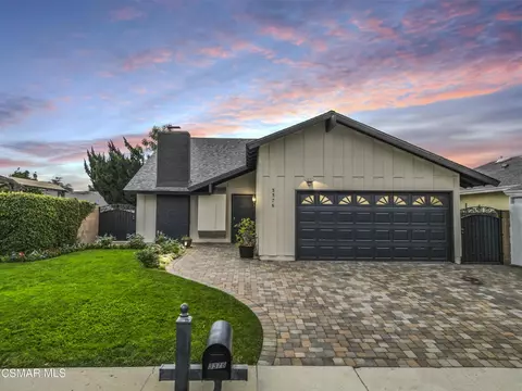 3376 Elmore St, Simi Valley, CA 93063