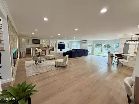 31923 Watergate Ct, Westlake Village, CA 91361