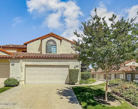 658 Llanerch Ln, Simi Valley, CA 93065