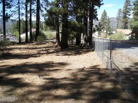 776 Knickerbocker Rd, Big Bear, CA 92315 photo 9