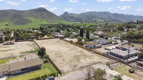 2447 Blanchard Pl, Camarillo, CA 93012