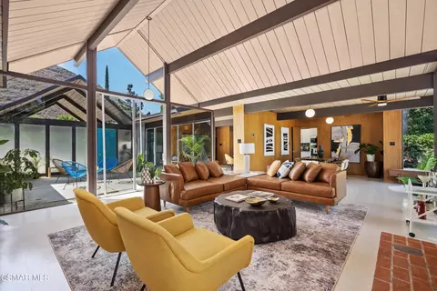 1449 N Fordham Ave, Thousand Oaks, CA 91360
