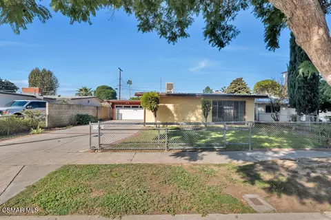17937 Keswick St, Reseda, CA 91335