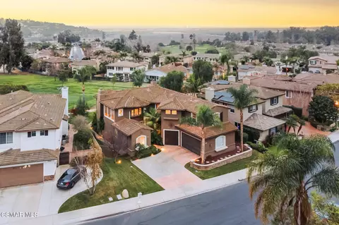 796 Sterling Hills Dr, Camarillo, CA 93010