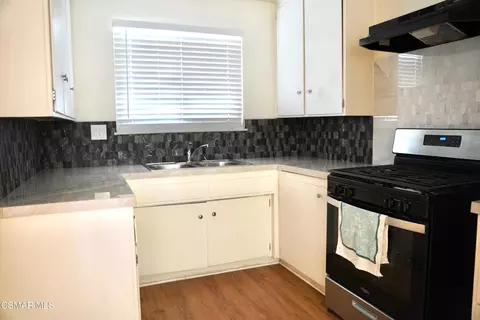 546 E Nugent St, Lancaster, CA 93535