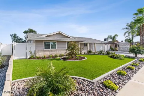 28564 Portsmouth Dr, Menifee, CA 92584