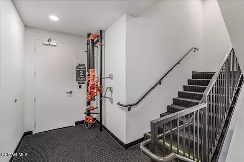 Entry Way - 2870 Wagon Wheel Rd #203, Oxnard, CA 93036 photo 8 of 10