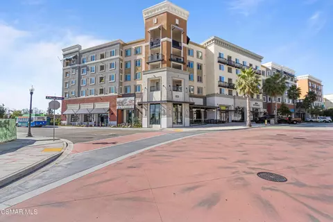 Exterior - 2870 Wagon Wheel Rd #203, Oxnard, CA 93036 photo 6 of 7