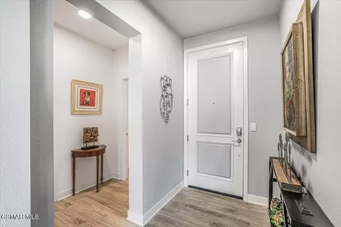 Entry Way - 2870 Wagon Wheel Rd #203, Oxnard, CA 93036 photo 5 of 10