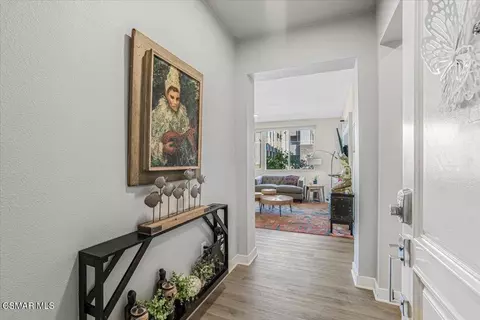 Entry Way - 2870 Wagon Wheel Rd #203, Oxnard, CA 93036 photo 4 of 10