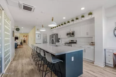 Entry Way - 2870 Wagon Wheel Rd #203, Oxnard, CA 93036 photo 1 of 10