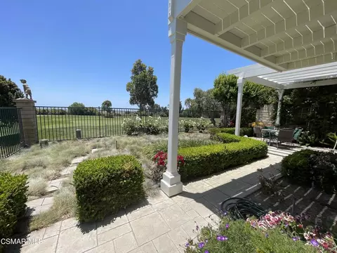 Exterior - 1009 Del Tio Ct, Camarillo, CA 93010 photo 10 of 26