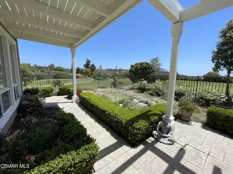 Exterior - 1009 Del Tio Ct, Camarillo, CA 93010 photo 11 of 26