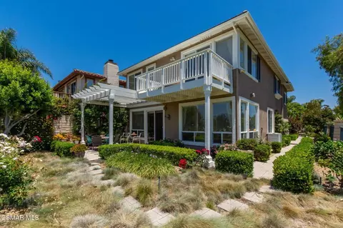 Exterior - 1009 Del Tio Ct, Camarillo, CA 93010 photo 8 of 26
