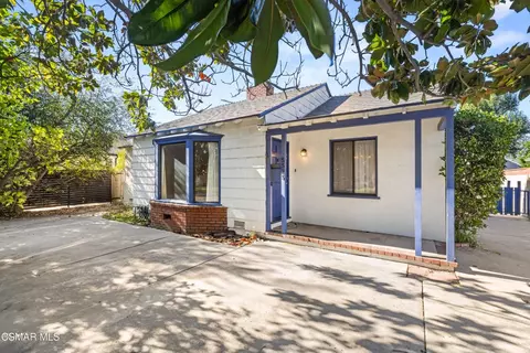 5525 Simpson Ave, Valley Village, CA 91607