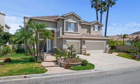 335 Kitetail St, Simi Valley, CA 93065