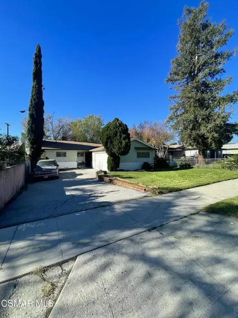 2050 7th St, San Fernando, CA 91340
