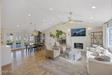 2959 Michael Dr, Newbury Park, CA 91320