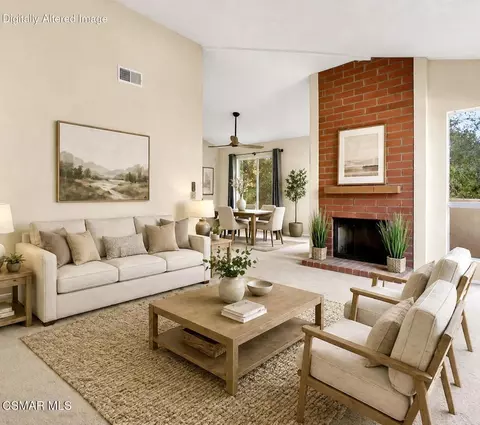 245 Oakleaf Dr #202, Thousand Oaks, CA 91360