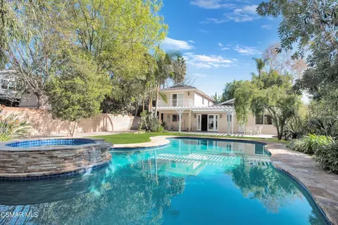 4539 Mammoth Ave, Sherman Oaks, CA 91423