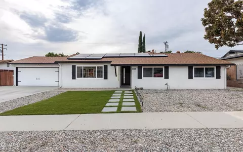 3055 Amarillo Ave, Simi Valley, CA 93063
