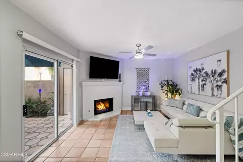 5204 Columbus Pl, Oxnard, CA 93033