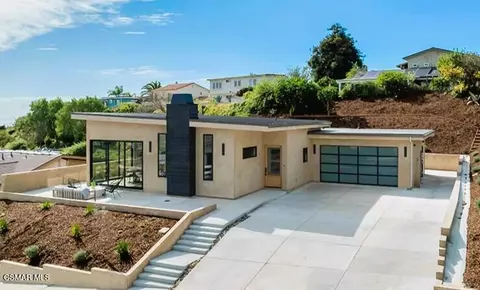 679 Adirondack Ave, Ventura, CA 93003
