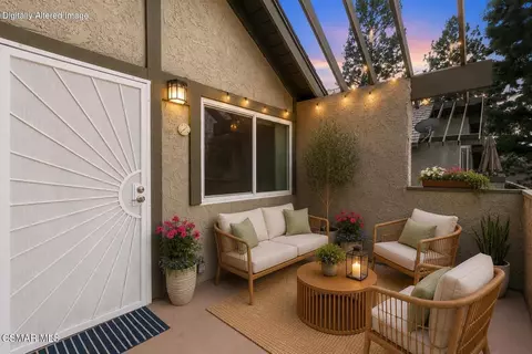 458 Serento Cir, Thousand Oaks, CA 91360