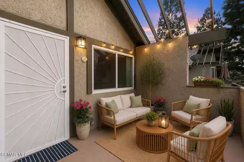 458 Serento Cir, Thousand Oaks, CA 91360