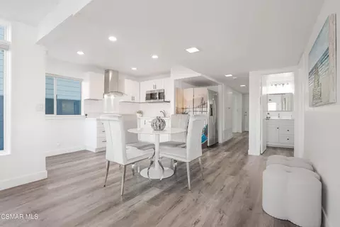 Dining - 2014 Napoli Dr, Oxnard, CA 93035 photo 4 of 5