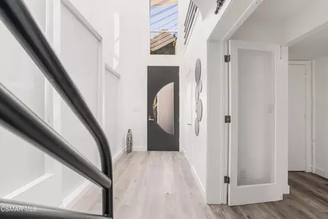 Entry Way - 2014 Napoli Dr, Oxnard, CA 93035 photo 1 of 5