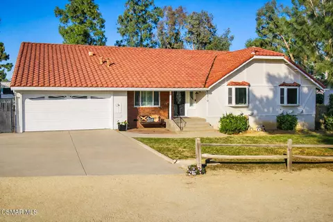 1379 Nonchalant Dr, Simi Valley, CA 93065
