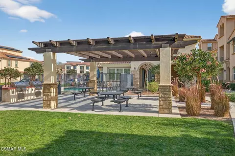 Exterior - 449 Pecana St, Camarillo, CA 93012 photo 11 of 12