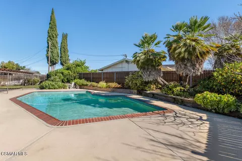 1016 Saxon Pl, Thousand Oaks, CA 91360
